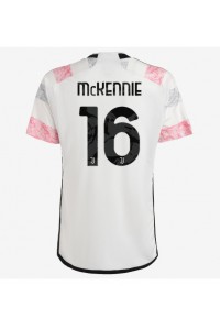 Fotbalové Dres Juventus Weston McKennie #16 Venkovní Oblečení 2023-24 Krátký Rukáv